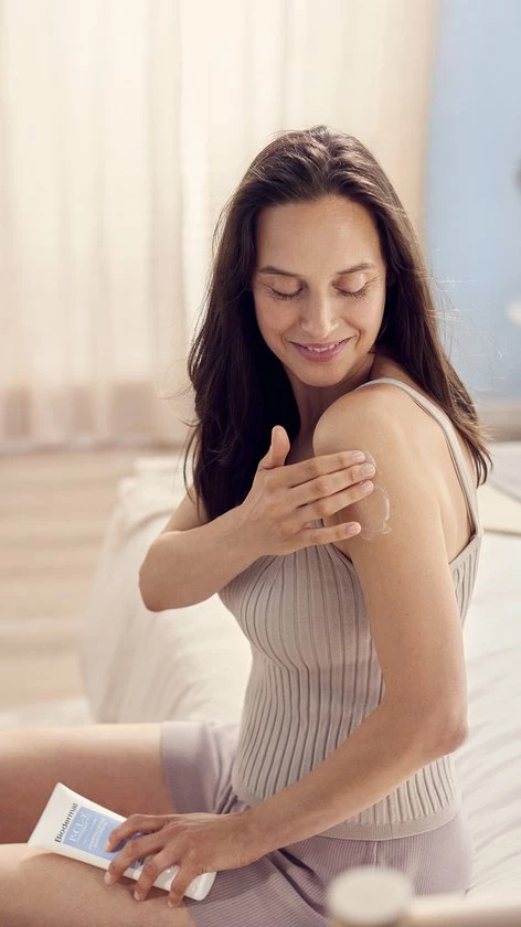 Beste Pirce π Biodermal P-CL-E Herstellende Bodycrème - Voor De Zeer Droge & Gevoelige Huid - 200ml π 9 Beste Pirce π Biodermal P-CL-E Herstellende Bodycrème - Voor De Zeer Droge & Gevoelige Huid - 200ml π - Afbeelding 7