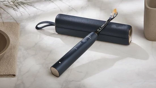 Goedkoopste 😀 Philips Sonicare Prestige 9900 HX9992/12 - Elektrische Tandenborstel Met SenseIQ - Donkerblauw 🛒 10 Goedkoopste 😀 Philips Sonicare Prestige 9900 HX9992/12 - Elektrische Tandenborstel Met SenseIQ - Donkerblauw 🛒 - Afbeelding 8