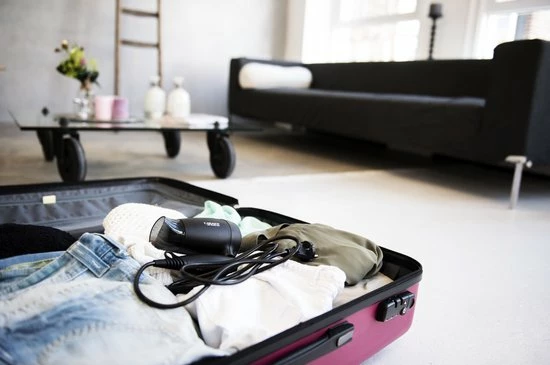 Beste Verkoop ✨ Carmen Tiny Travel TD1215 - Compacte Reisföhn - 1200 Watt - Dual Voltage - Zwart 🥰 4 Beste Verkoop ✨ Carmen Tiny Travel TD1215 - Compacte Reisföhn - 1200 Watt - Dual Voltage - Zwart 🥰 - Afbeelding 2