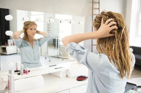 Beste Verkoop ✨ Carmen Tiny Travel TD1215 - Compacte Reisföhn - 1200 Watt - Dual Voltage - Zwart 🥰 20 Beste Verkoop ✨ Carmen Tiny Travel TD1215 - Compacte Reisföhn - 1200 Watt - Dual Voltage - Zwart 🥰 - Afbeelding 18