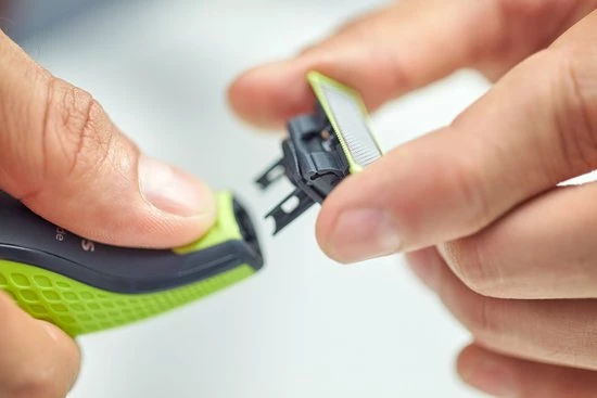 Korting π Philips OneBlade Original Blade QP310/50 - Vervangmesjes Body Kit - 4 Stuks β 11 Korting π Philips OneBlade Original Blade QP310/50 - Vervangmesjes Body Kit - 4 Stuks β - Afbeelding 9