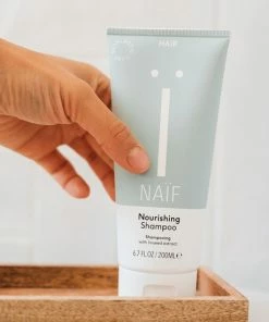 Uitgang ⭐ Naïf Voedende Shampoo - 2 X 200ml - Met Natuurlijke Ingrediënten 🎉 11 Uitgang ⭐ Naïf Voedende Shampoo - 2 X 200ml - Met Natuurlijke Ingrediënten 🎉 -L'Oréal Shop 550x550 512