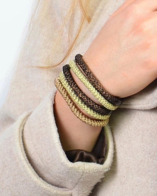 Hete verkoop ✨ Accessories Junkie Amsterdam Funky Harties- Glitter Elastiekjes- Zacht- Sterk Elastiek- Verslappen Niet- Pompom- Cadeau- Allergievriendelijk- Handwerk- Weeftechniek- Stijlvol- Gevlochten Haarelastiek- Vrouwen- 👧 Girls- Elastiek Voor Lange Haar- Elastiek Dik Haar- Chocolade Bruin ✔️ 5 Hete verkoop ✨ Accessories Junkie Amsterdam Funky Harties- Glitter Elastiekjes- Zacht- Sterk Elastiek- Verslappen Niet- Pompom- Cadeau- Allergievriendelijk- Handwerk- Weeftechniek- Stijlvol- Gevlochten Haarelastiek- Vrouwen- 👧 Girls- Elastiek Voor Lange Haar- Elastiek Dik Haar- Chocolade Bruin ✔️ - Afbeelding 3